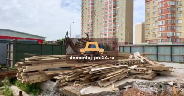 Демонтаж дома в микрорайоне Железнодорожный недорого и быстро