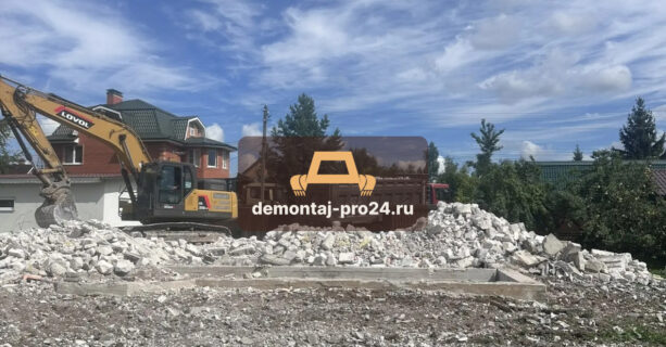 Демонтаж дома в поселке Голубое недорого и быстро