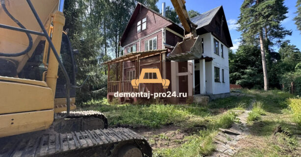 Демонтаж дома в поселке Ильинский недорого и быстро