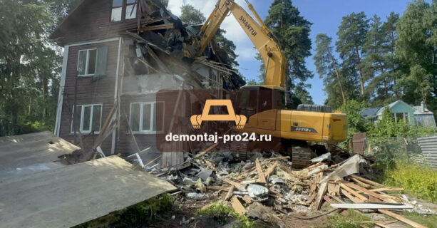 Демонтаж дома в поселке Ильинский недорого и быстро